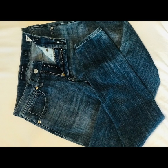 ☘️☘️LUCKY BRAND JEANS - MID RISE AVA SKINNY☘️☘️ - Picture 2 of 7